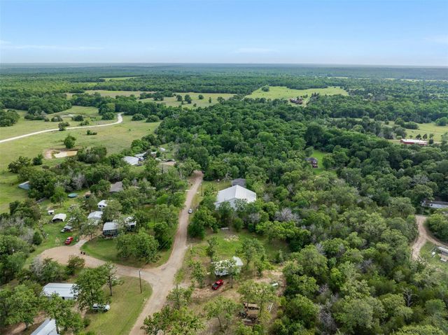 306 Tanglewood Lane, Somerville, TX 77879