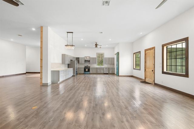306 Tanglewood Lane, Somerville, TX 77879