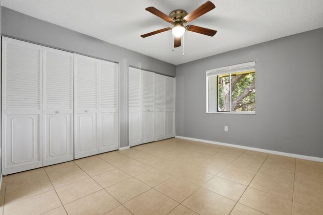 824 SW 9th Street Circle 201, Boca Raton, FL 33486