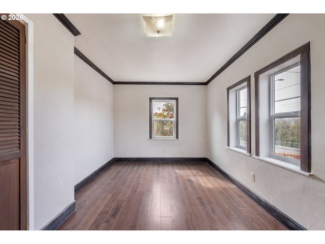 2916 COLUMBIA HEIGHTS Rd, Longview, WA 98632