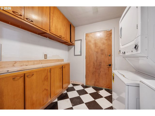2916 COLUMBIA HEIGHTS Rd, Longview, WA 98632