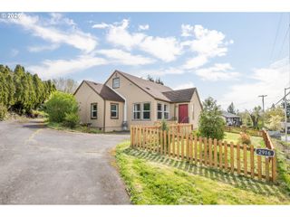 2916 COLUMBIA HEIGHTS Rd, Longview, WA 98632