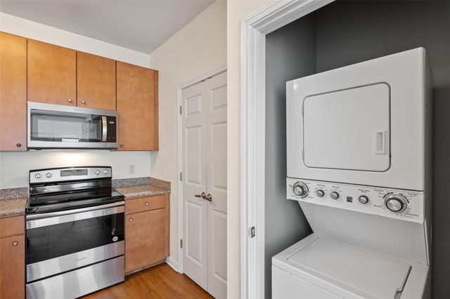 2502 Leon ST 417, Austin, TX 78705
