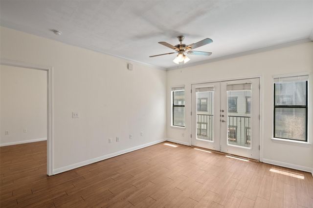2502 Leon ST 417, Austin, TX 78705