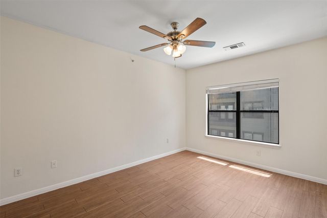 2502 Leon ST 417, Austin, TX 78705
