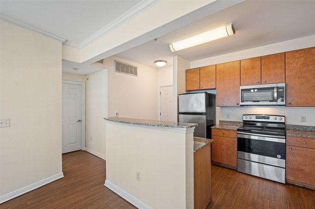 2502 Leon ST 417, Austin, TX 78705