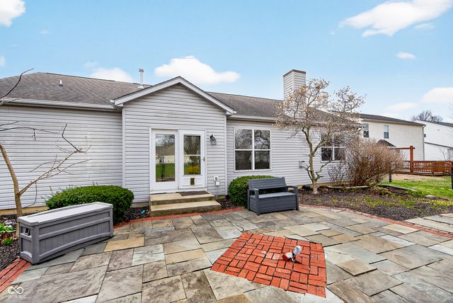 6264 Saddletree Drive, Zionsville, IN 46077