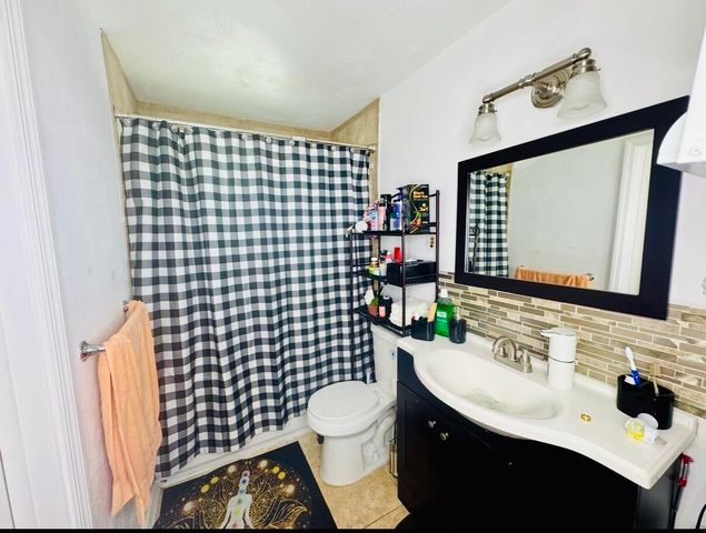 5678 Silvian Road, West Palm Beach, FL 33415