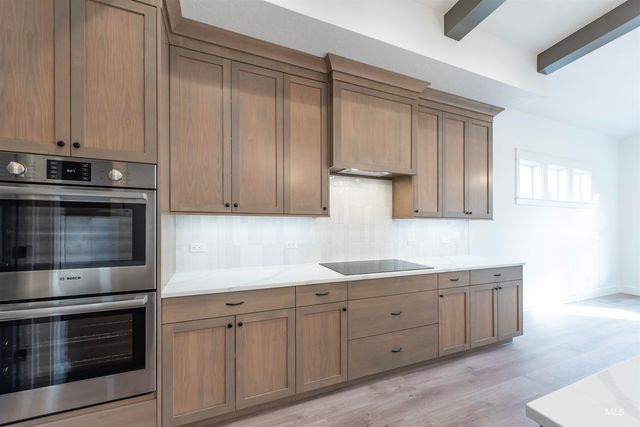 390 S Diesel Way, Boise, ID 83716