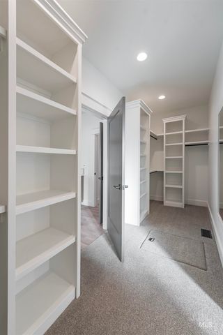 390 S Diesel Way, Boise, ID 83716