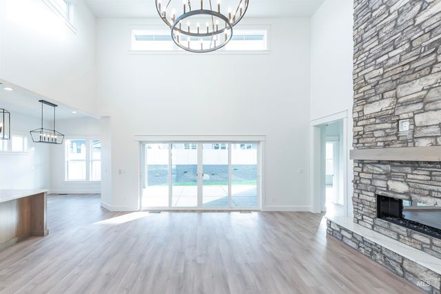 390 S Diesel Way, Boise, ID 83716