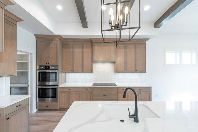 390 S Diesel Way, Boise, ID 83716