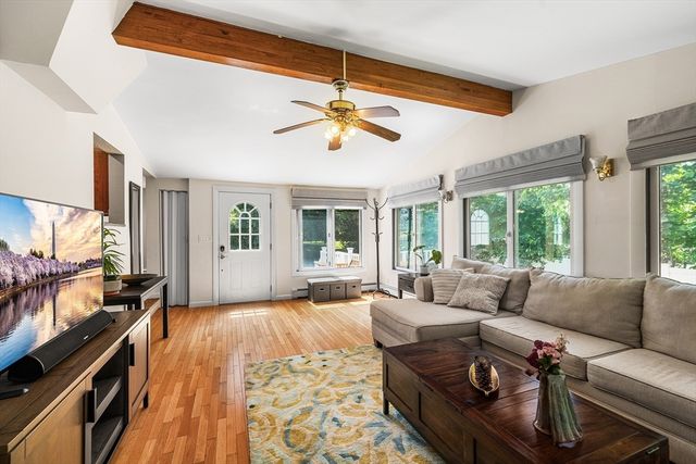 21 Bartlett Ave, Lexington, MA 02420