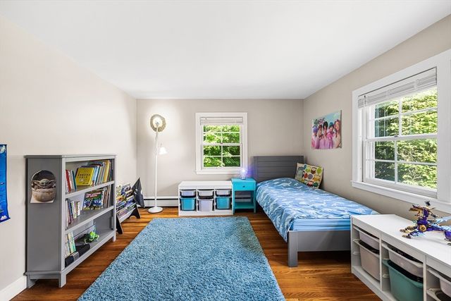 21 Bartlett Ave, Lexington, MA 02420