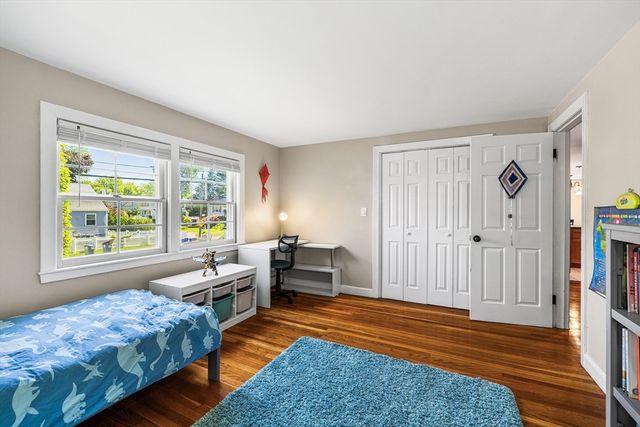 21 Bartlett Ave, Lexington, MA 02420