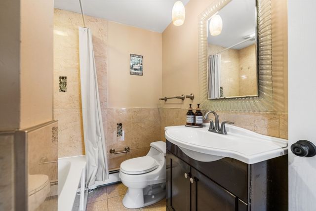 21 Bartlett Ave, Lexington, MA 02420