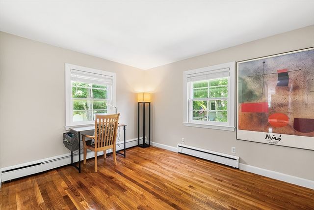 21 Bartlett Ave, Lexington, MA 02420