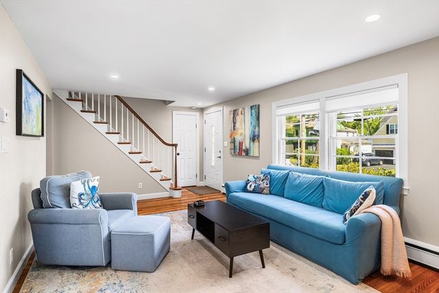 21 Bartlett Ave, Lexington, MA 02420