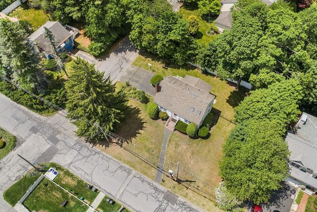 21 Bartlett Ave, Lexington, MA 02420