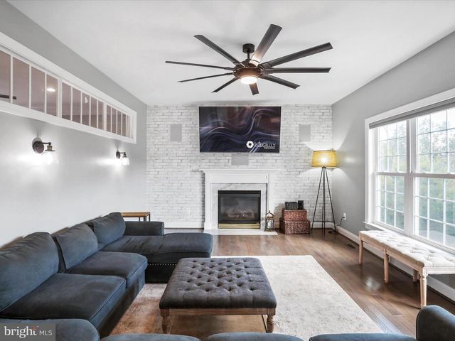 43 LITTLE SORREL DR, Middletown, VA 22645