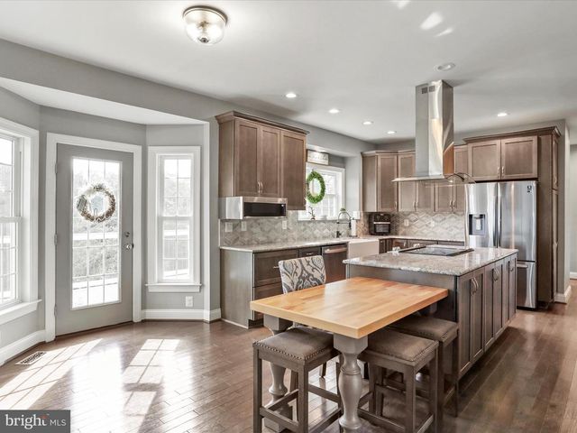 43 LITTLE SORREL DR, Middletown, VA 22645