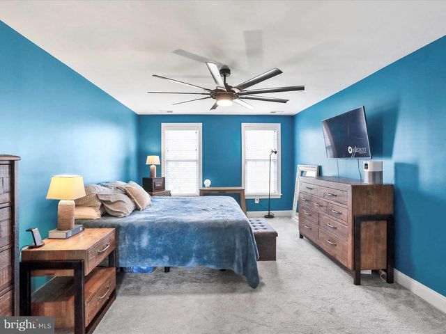 43 LITTLE SORREL DR, Middletown, VA 22645