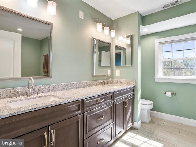 43 LITTLE SORREL DR, Middletown, VA 22645