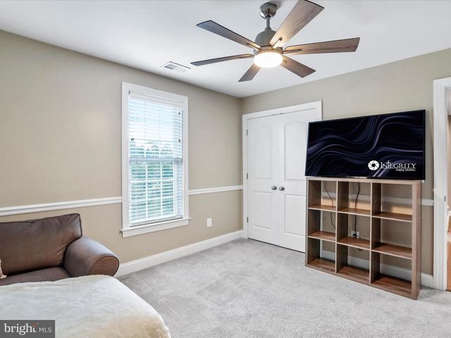 43 LITTLE SORREL DR, Middletown, VA 22645