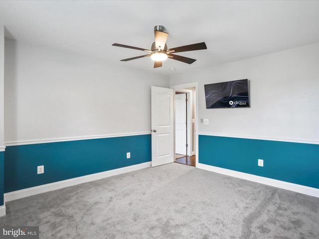 43 LITTLE SORREL DR, Middletown, VA 22645