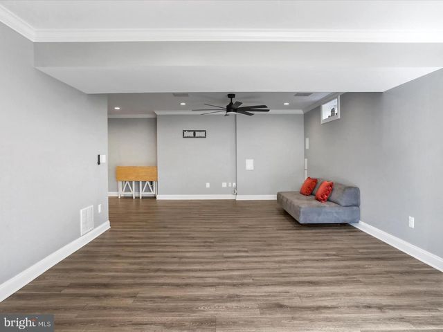 43 LITTLE SORREL DR, Middletown, VA 22645