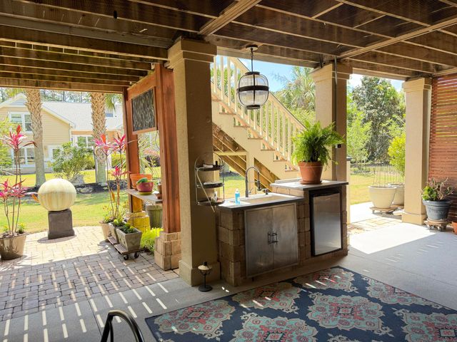 609 King Haven Lane, Johns Island, SC 29455