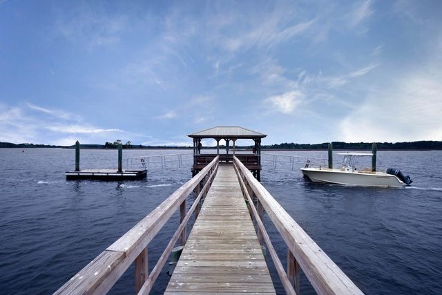 609 King Haven Lane, Johns Island, SC 29455