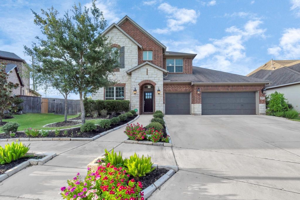 Image 2 of property listing at 2627 Lazy Vine Lane, Missouri City, TX 77459