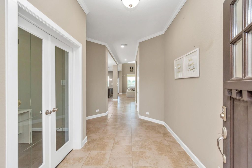 Image 3 of property listing at 2627 Lazy Vine Lane, Missouri City, TX 77459