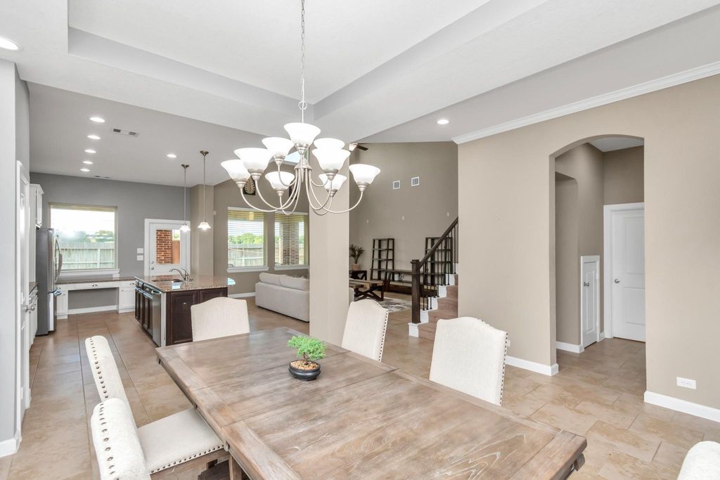 Image 7 of property listing at 2627 Lazy Vine Lane, Missouri City, TX 77459