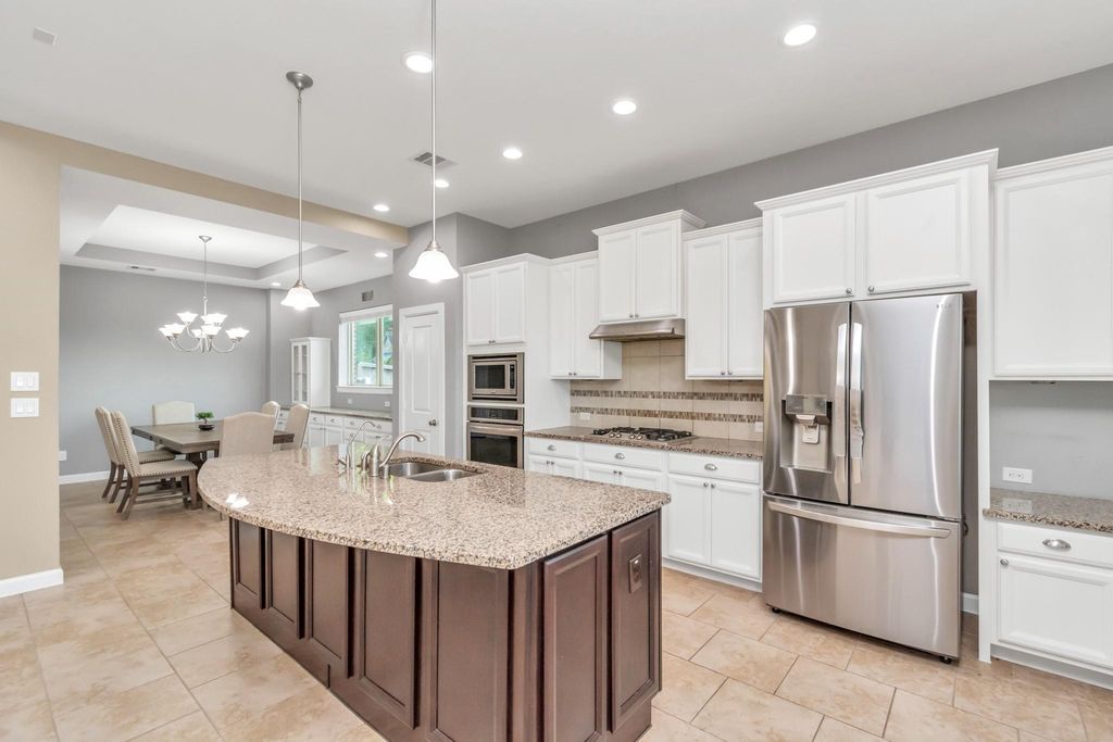 Image 9 of property listing at 2627 Lazy Vine Lane, Missouri City, TX 77459