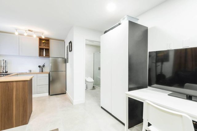 1826 JEFFERSON Street 2, Hollywood, FL 33020