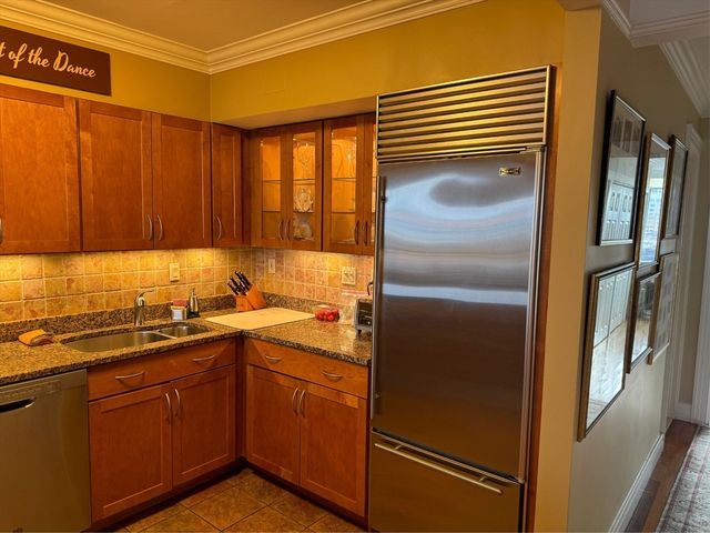 330 Beacon St 114, Boston, MA 02116