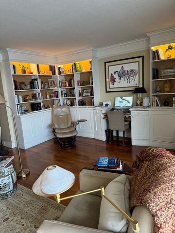 330 Beacon St 114, Boston, MA 02116