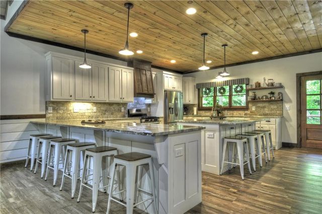 3181 Sugar Creek Road, Blue Ridge, GA 30513