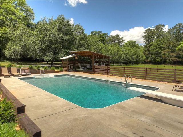 3181 Sugar Creek Road, Blue Ridge, GA 30513