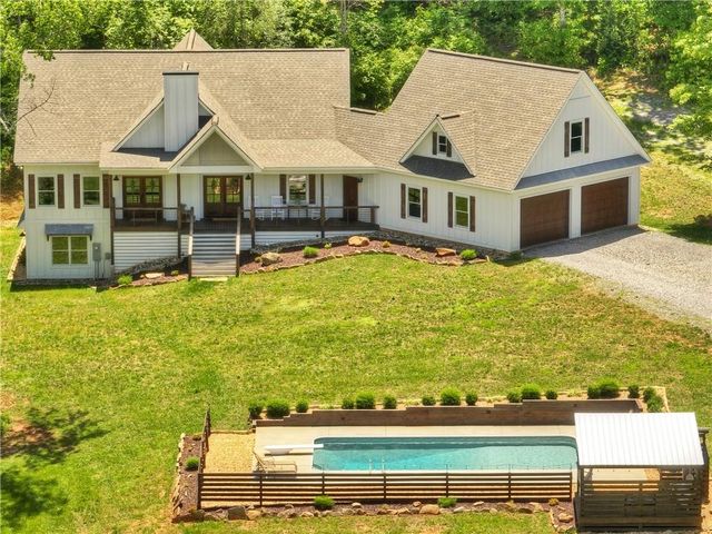 3181 Sugar Creek Road, Blue Ridge, GA 30513