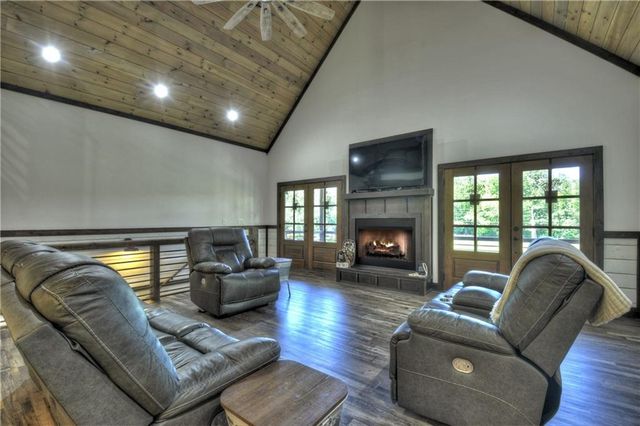 3181 Sugar Creek Road, Blue Ridge, GA 30513