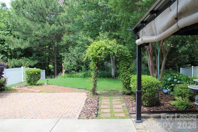 16119 Raptor Court, Charlotte, NC 28278