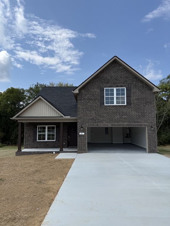 31 Spring House Dr, Manchester, TN 37355