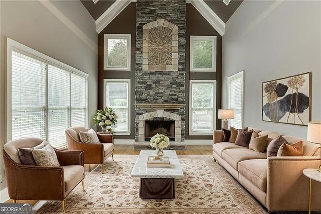 940 Chateau Forest Road, Hoschton, GA 30548