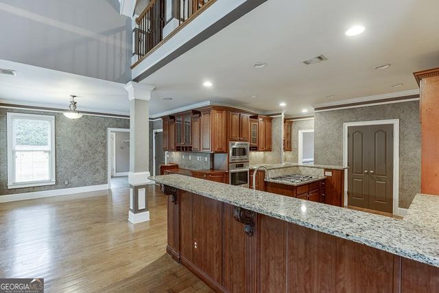 940 Chateau Forest Road, Hoschton, GA 30548