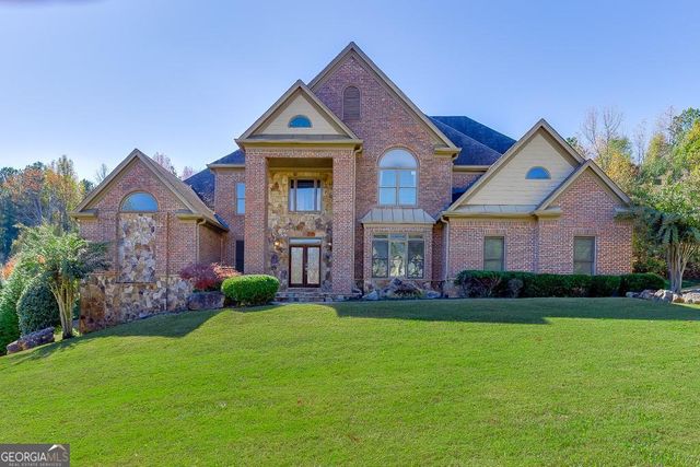 940 Chateau Forest Road, Hoschton, GA 30548