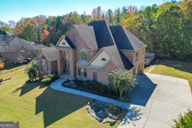 940 Chateau Forest Road, Hoschton, GA 30548