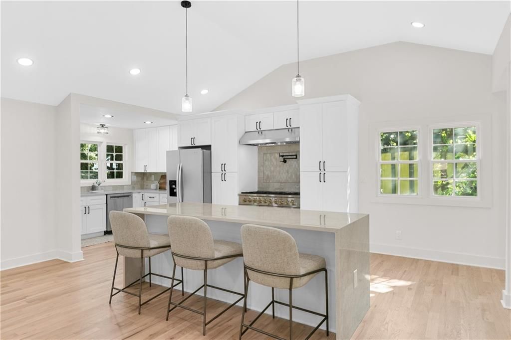 Image 11 of property listing at 3154 Briarcliff Way, Atlanta, GA 30345